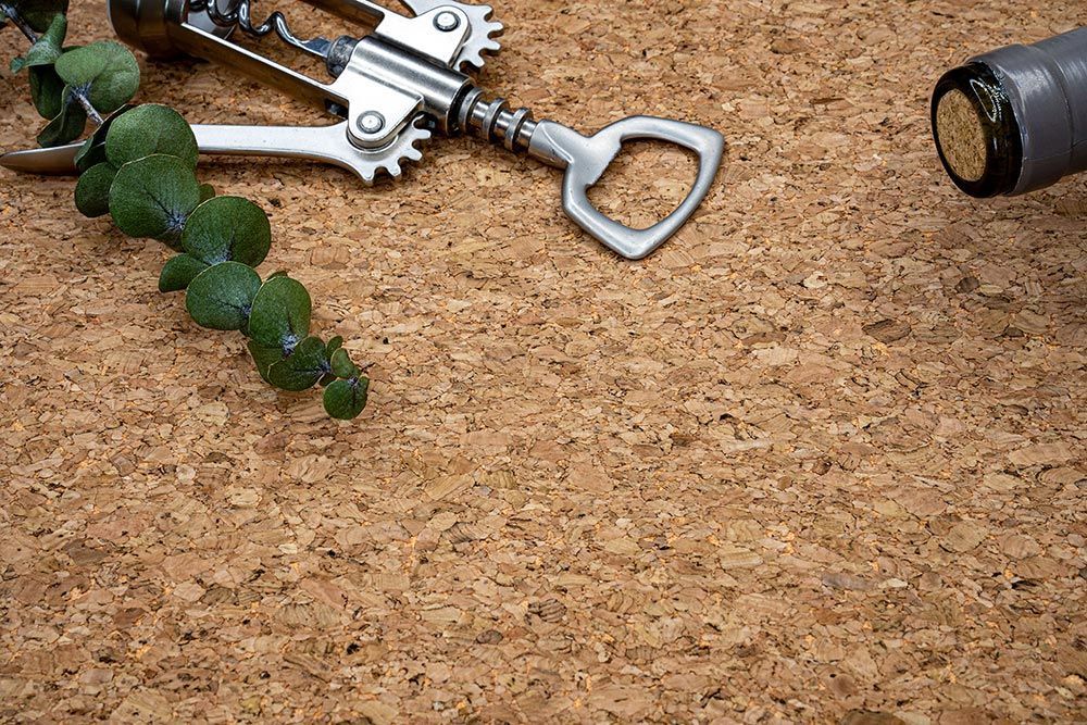 Film adhésif décoratif effet bois liège grain large texturé Cover Styl WI02 pour rénovation de meuble, mur et décoration intérieure