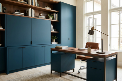 Film adhésif décoratif Cover Styl NL12 Oxford bleu profond aux nuances légèrement vertes, finition Standard mate pour meubles de bureau