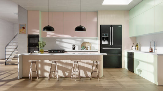 Film adhésif décoratif effet métal irisé Aurora holographique Cover Styl AU01 pour rénovation de cuisine, meuble, mur et salle de bain.