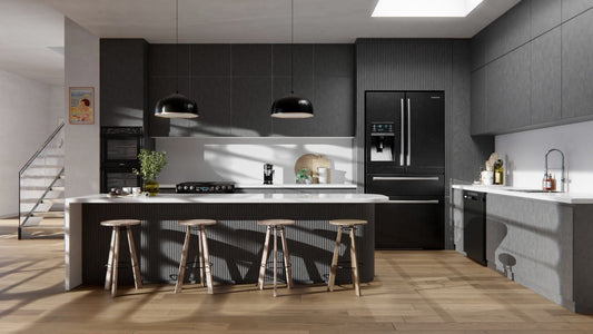 Film adhésif décoratif effet métal rouillé fer noir Rust Prestige texturé Cover Styl U10 pour rénovation de cuisine, meuble, mur et salle de bain.